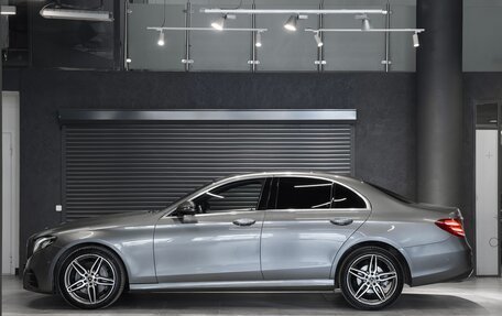 Mercedes-Benz E-Класс, 2020 год, 3 800 000 рублей, 5 фотография