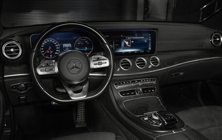 Mercedes-Benz E-Класс, 2020 год, 3 800 000 рублей, 12 фотография