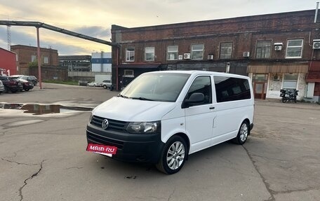 Volkswagen Transporter T5 рестайлинг, 2010 год, 2 350 000 рублей, 8 фотография