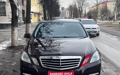 Mercedes-Benz E-Класс, 2010 год, 1 200 000 рублей, 1 фотография