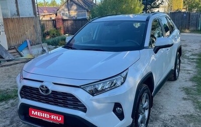 Toyota RAV4, 2021 год, 3 800 000 рублей, 1 фотография