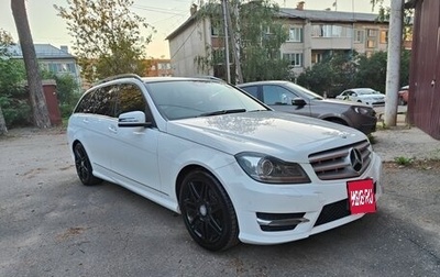 Mercedes-Benz C-Класс, 2013 год, 1 800 000 рублей, 1 фотография