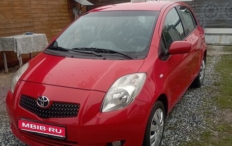 Toyota Yaris III рестайлинг, 2008 год, 535 000 рублей, 1 фотография