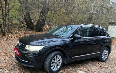 Volkswagen Tiguan II, 2020 год, 2 555 000 рублей, 1 фотография