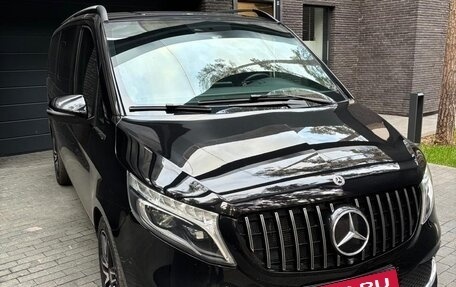 Mercedes-Benz V-Класс, 2020 год, 6 550 000 рублей, 1 фотография