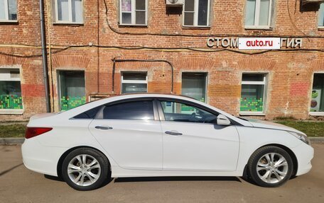 Hyundai Sonata VI, 2010 год, 1 090 000 рублей, 5 фотография