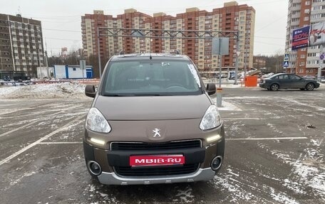 Peugeot Partner II рестайлинг 2, 2012 год, 650 000 рублей, 1 фотография