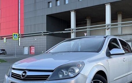 Opel Astra H, 2008 год, 520 000 рублей, 1 фотография