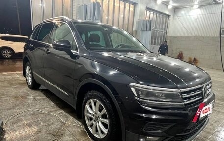 Volkswagen Tiguan II, 2018 год, 2 190 000 рублей, 7 фотография