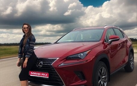 Lexus NX I, 2018 год, 3 500 000 рублей, 1 фотография