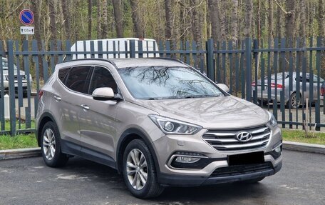 Hyundai Santa Fe III рестайлинг, 2015 год, 2 300 000 рублей, 2 фотография