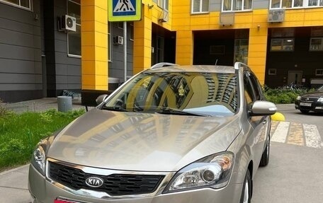 KIA cee'd I рестайлинг, 2010 год, 785 000 рублей, 1 фотография