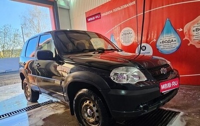 Chevrolet Niva I рестайлинг, 2017 год, 800 000 рублей, 1 фотография