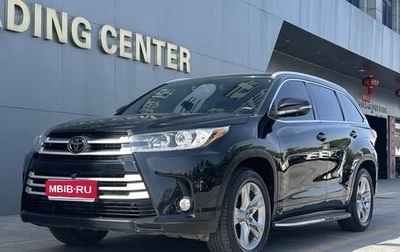 Toyota Highlander III, 2021 год, 3 380 000 рублей, 1 фотография