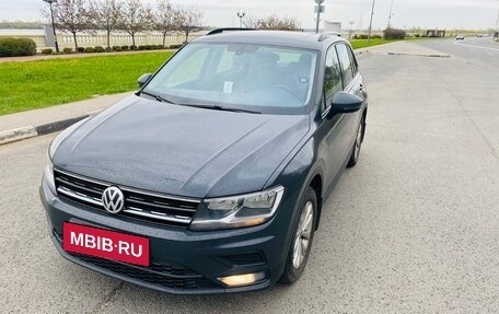 Volkswagen Tiguan II, 2017 год, 2 050 000 рублей, 2 фотография