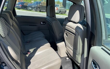 Renault Scenic III, 2005 год, 300 000 рублей, 6 фотография