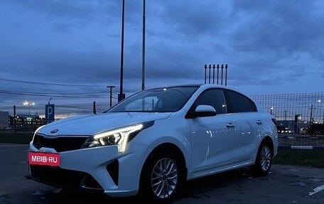 KIA Rio IV, 2020 год, 1 590 000 рублей, 1 фотография