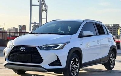Toyota Yaris XP150 рестайлинг, 2022 год, 1 260 000 рублей, 1 фотография