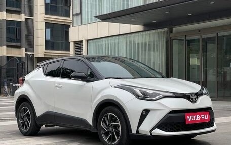 Toyota C-HR I рестайлинг, 2021 год, 1 720 441 рублей, 1 фотография