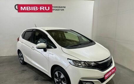 Honda Fit III, 2018 год, 1 350 000 рублей, 1 фотография