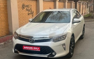 Toyota Camry, 2017 год, 2 300 000 рублей, 1 фотография