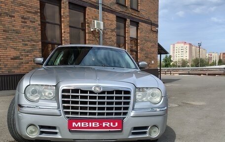Chrysler 300C II, 2007 год, 1 150 000 рублей, 2 фотография