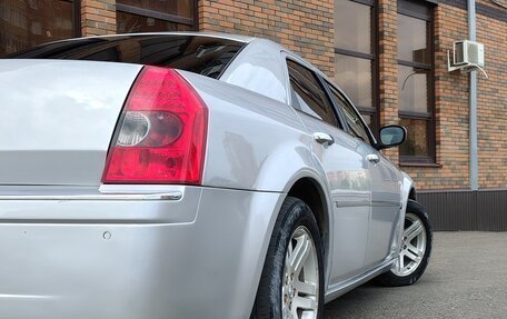 Chrysler 300C II, 2007 год, 1 150 000 рублей, 7 фотография