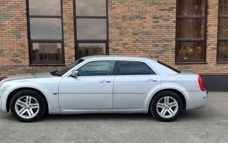Chrysler 300C II, 2007 год, 1 150 000 рублей, 9 фотография
