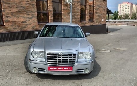 Chrysler 300C II, 2007 год, 1 150 000 рублей, 4 фотография