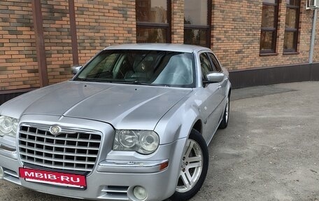 Chrysler 300C II, 2007 год, 1 150 000 рублей, 5 фотография