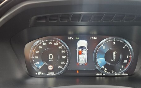 Volvo XC90 II рестайлинг, 2020 год, 3 400 000 рублей, 7 фотография