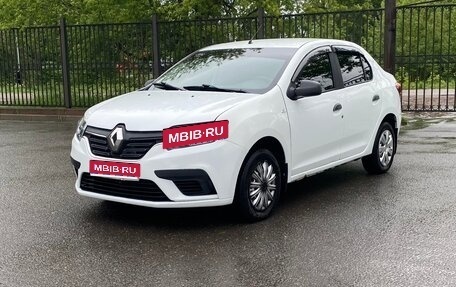 Renault Logan II, 2018 год, 830 000 рублей, 1 фотография