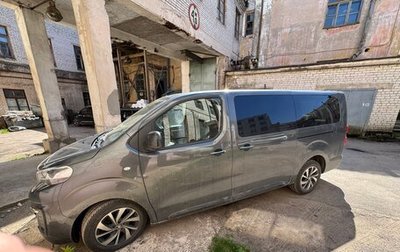 Peugeot Traveller I, 2021 год, 3 100 000 рублей, 1 фотография