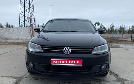 Volkswagen Jetta VI, 2012 год, 930 000 рублей, 1 фотография