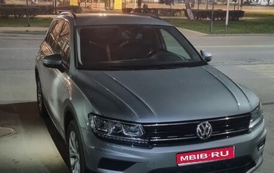 Volkswagen Tiguan II, 2020 год, 2 800 000 рублей, 1 фотография