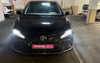 Toyota Camry, 2021 год, 3 280 000 рублей, 1 фотография