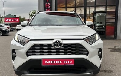 Toyota RAV4, 2021 год, 3 300 000 рублей, 1 фотография