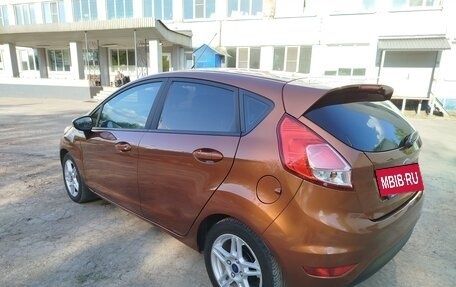 Ford Fiesta, 2016 год, 940 000 рублей, 3 фотография