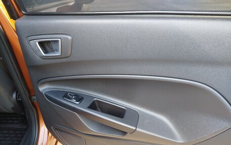 Ford Fiesta, 2016 год, 940 000 рублей, 7 фотография