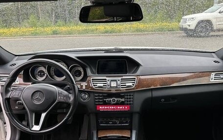 Mercedes-Benz E-Класс, 2014 год, 2 300 000 рублей, 15 фотография