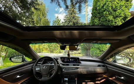 Lexus ES VII, 2021 год, 4 500 000 рублей, 2 фотография