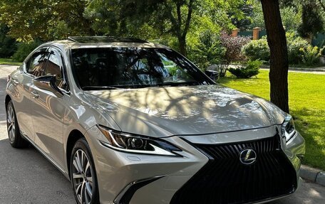 Lexus ES VII, 2021 год, 4 500 000 рублей, 9 фотография