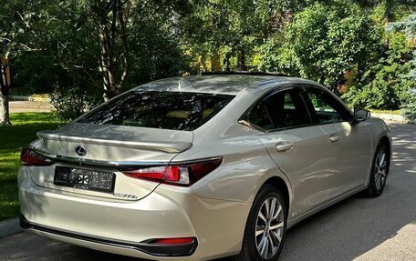 Lexus ES VII, 2021 год, 4 500 000 рублей, 8 фотография