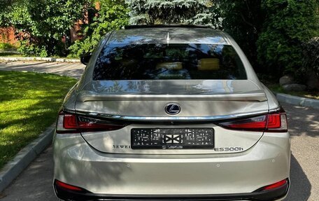 Lexus ES VII, 2021 год, 4 500 000 рублей, 6 фотография