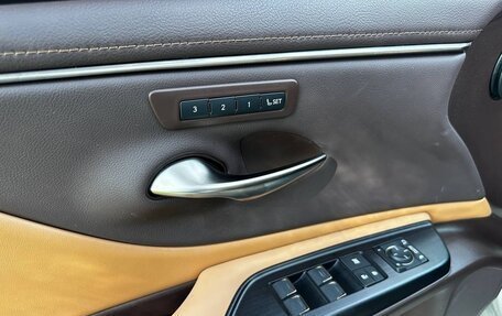 Lexus ES VII, 2021 год, 4 500 000 рублей, 20 фотография
