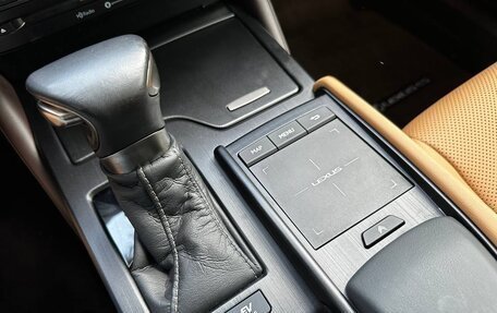 Lexus ES VII, 2021 год, 4 500 000 рублей, 28 фотография
