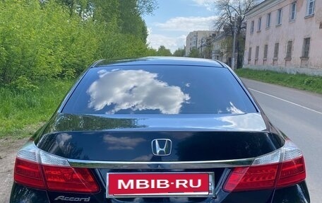 Honda Accord IX рестайлинг, 2013 год, 1 350 000 рублей, 7 фотография