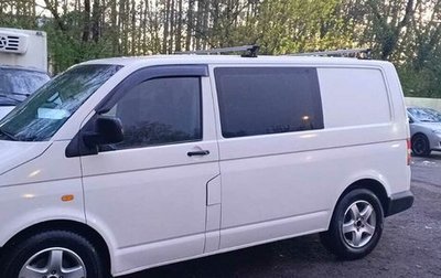 Volkswagen Transporter T5 рестайлинг, 2003 год, 750 000 рублей, 1 фотография