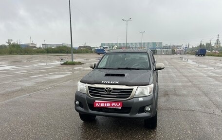 Toyota Hilux VII, 2015 год, 1 999 000 рублей, 1 фотография