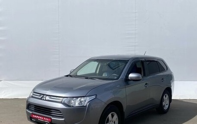 Mitsubishi Outlander III рестайлинг 3, 2013 год, 1 299 000 рублей, 1 фотография